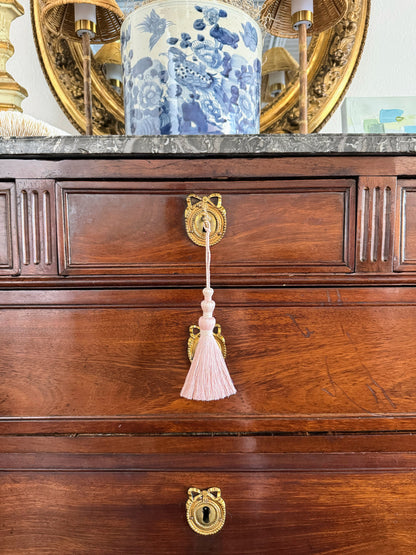 Tassel: Aix-en-Provence (In Bleu, Blanc, Vert, & Rose)