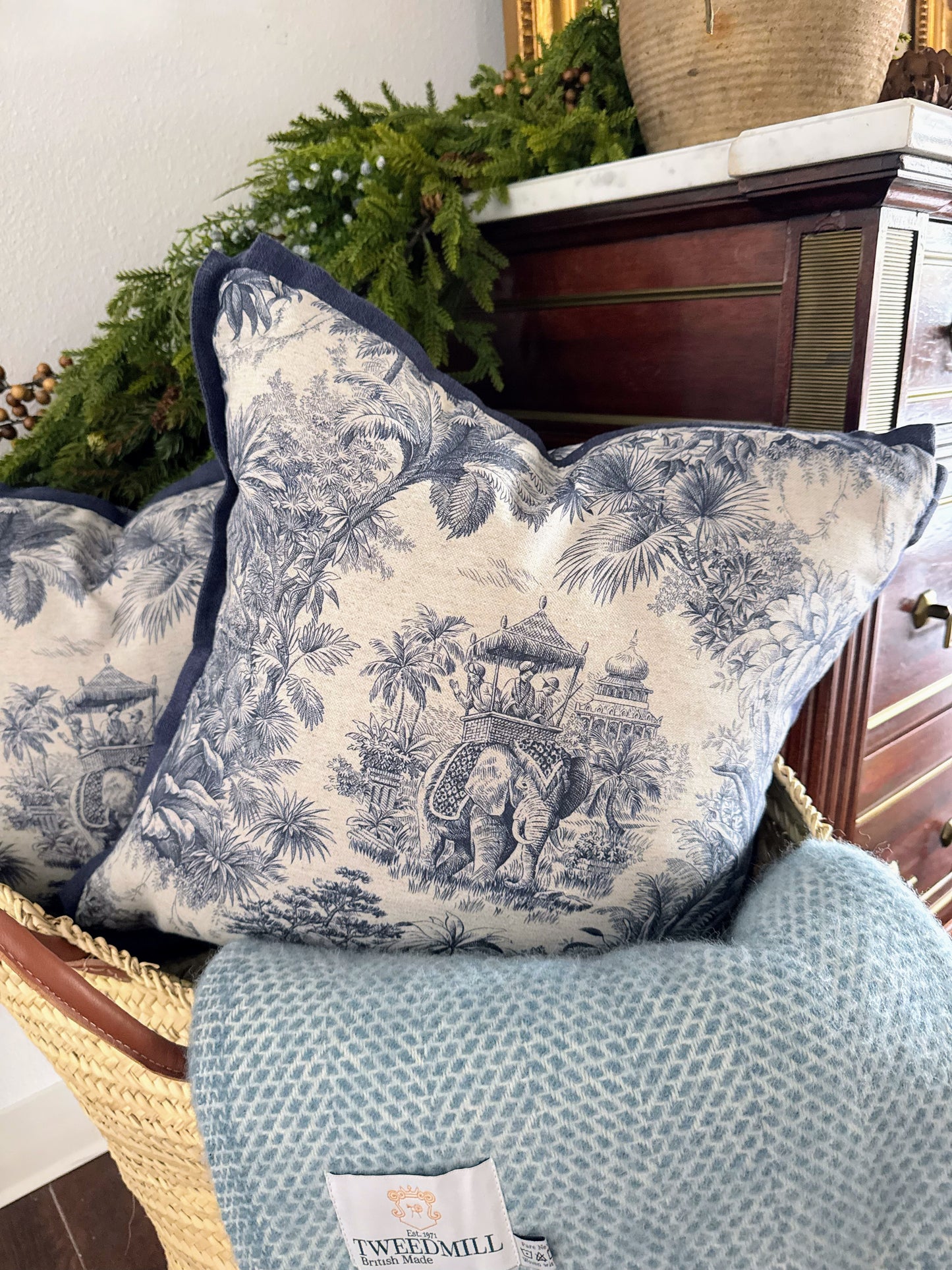 Custom Pillow: 18x18 Made in the UK Elephant Linen